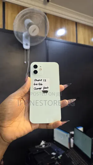 Apple iPhone 12 64 GB Green