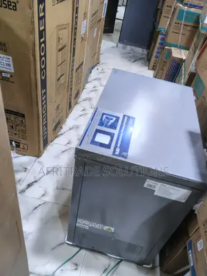 Midea 198l Chest Freezer – Powerful, Quiet Efficient