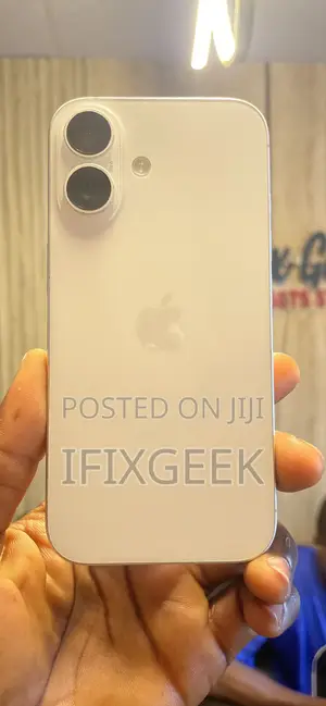 Apple iPhone 16 128 GB White