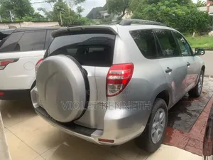 Toyota RAV4 2010 Gray