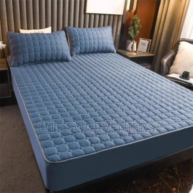 Waterproof Bedsheet Protector