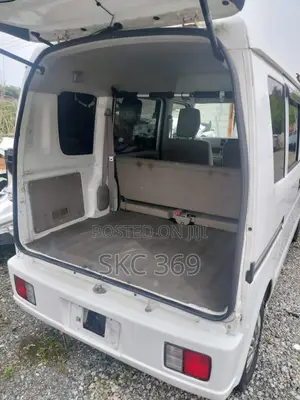 Suzuki Every 2004 White