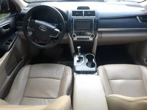 Toyota Camry 2014 Red