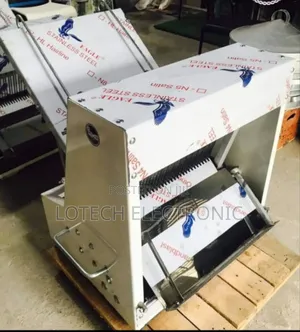 Industrial Bread Slicer – Heavy-Duty Stainless Steel Bread Slicer.