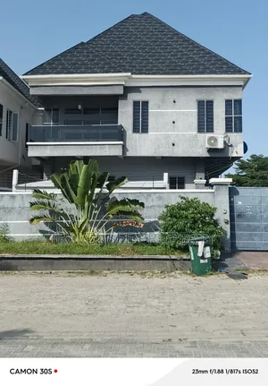 Furnished 4bdrm Duplex in Lekki County Estate for sale