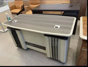 Modern Ceo/Manager Office Desk – Luxury Wood Matte Finish 1.4 Meter