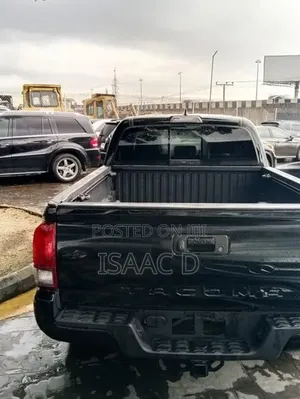 Toyota Tacoma TRD Off Road 2018 Black