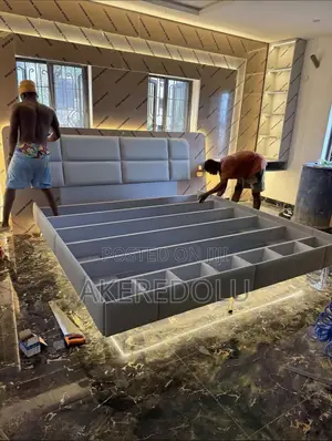 Smart Console Bed