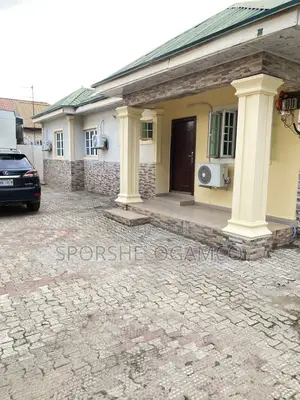 3 Bedroom Shortlet Apartment Abuja (Gudu/Lokogoma)