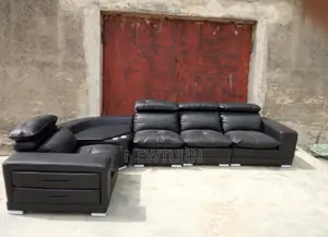 A Good Quality of Corner Leather Sofas Chairs.