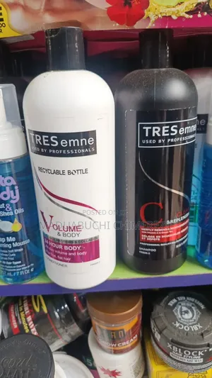 Tresemmé Professional Shampoo Conditioner 828ml