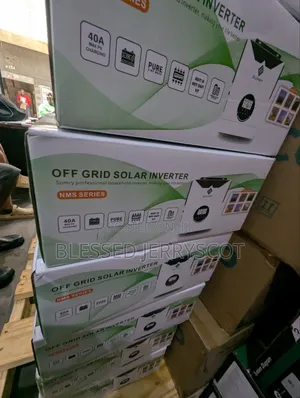 Sumry 1kva 12v Hybrid Solar Inverters Available in Stock.