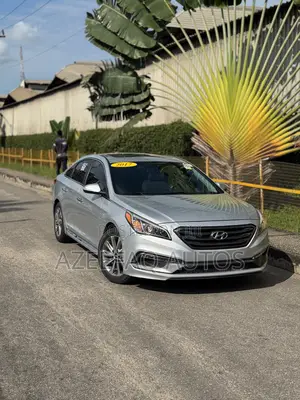 Hyundai Sonata Sport Sedan FWD (2.4L 4cyl 6A) 2017 Silver