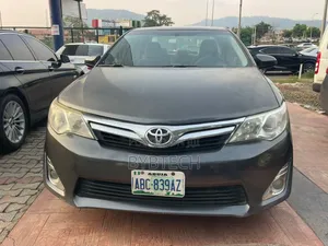 Toyota Camry 2014 Gray