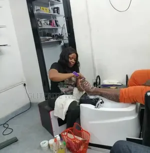 Luxury Pedicure Foot Detox