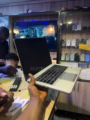 Laptop HP EliteBook Folio 8GB Intel Core i5 HDD 1T
