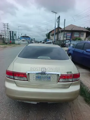 Honda Accord 2004 Gold