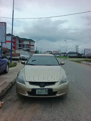 Honda Accord 2004 Gold