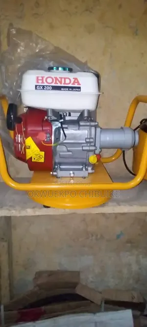Honda Engine Concrete Petrol Poker Vibrato