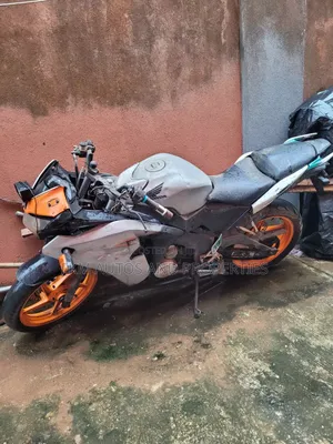Honda CBR 2015 Gray