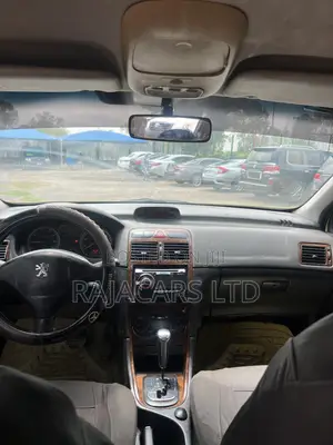 Peugeot 307 CC 2.0 Automatic 2003 Gold