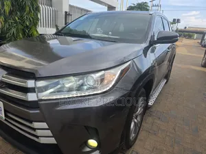 Toyota Highlander 2015 Gray
