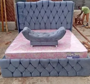 Luxury 6/6 Upholstery Padded Bed Frame