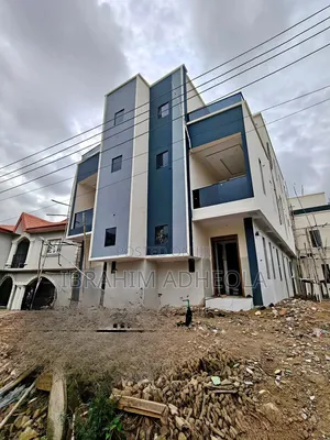 4bdrm Duplex in Gbagada, Millenuim/UPS for sale
