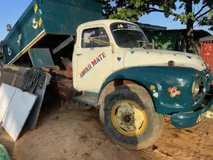 Bedford Tj 5tons Tipper