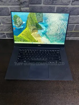 Laptop Dell Precision 5520 16GB Intel Core i7 SSD 512GB