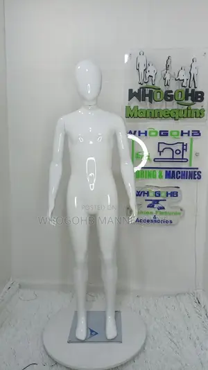 Glossy White Kids Mannequin Early Teenager Age 11/14