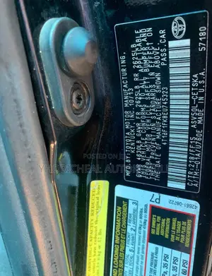 Toyota Camry L FWD (2.5L 4cyl 8AM) 2018 Black