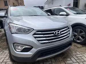 Hyundai Santa Fe Limited 4dr SUV (3.3L 6cyl 6A) 2015 Silver