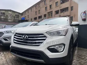 Hyundai Santa Fe Limited w/Saddle Interior 4dr SUV (3.3L 6cyl 6A) 2015