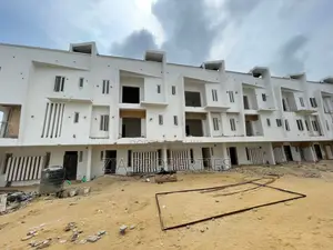 4bdrm Townhouse/Terrace in Lekki Phase 1 for sale