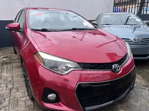 Toyota Corolla S Premium 4dr Sedan (1.8L 4cyl CVT) 2015 Red