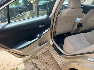 Toyota Camry 2012 Gold