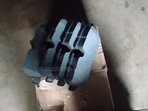 Land Rover Lr3 Lr4 Back Brake Pads Sport