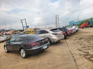 Volkswagen CC 2011 Beige