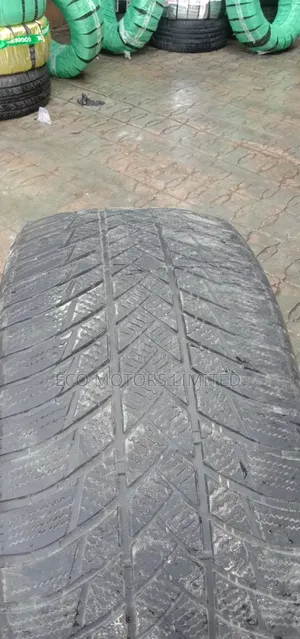 285/45r21 Tire Original Tokunbo RSC