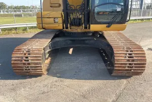 Tokunbo Cat Excavator 320D2L (Neat)