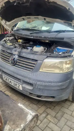 Volkswagen Transporter 2005 White