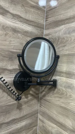 The Ultimate Extendable Vanity Mirror Collection