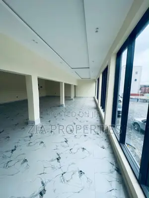 Commercial Space for Lease( Upstairs )