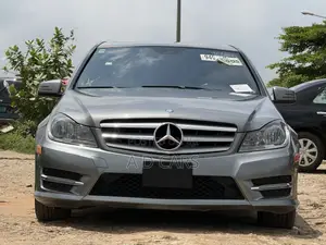 Mercedes-Benz C250 2012 Silver