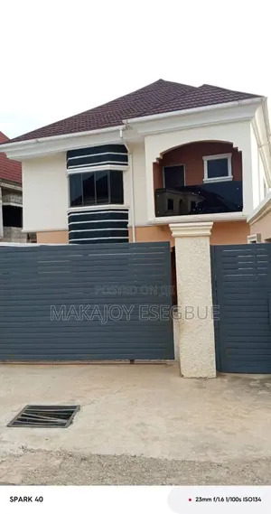 4bdrm Duplex in Apo Wumba for sale