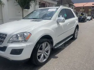 Mercedes-Benz M Class 2010 White