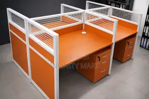 Modern Styled 4 Seater Workstation