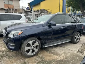 Mercedes-Benz GLE-Class 2017 Blue