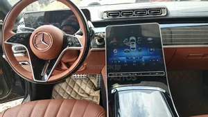 Mercedes-Benz Maybach 2024 Black